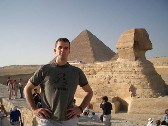 meandsphinxandgreatpyramid2.jpg